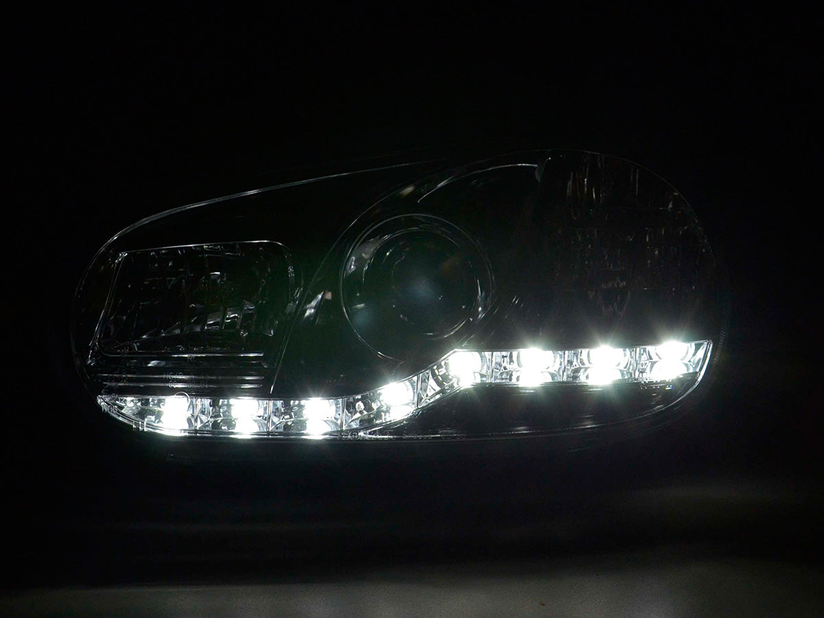 Scheinwerfer Set Daylight LED Tagfahrlicht VW Golf 4 97-03 chrom Scheinwerfer Set Daylight LED Tagfahrlicht VW Golf 4 97-03 chrom